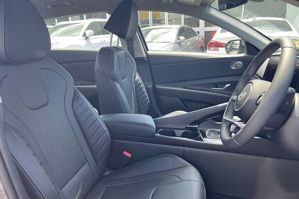 2024 Hyundai i30 Elite CN7.V2