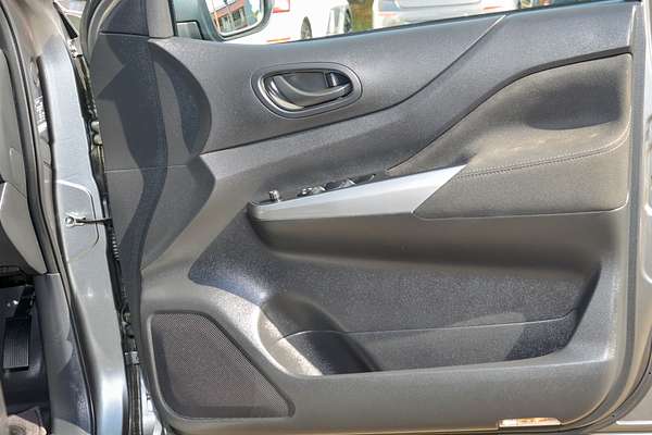 2021 Nissan Navara SL D23 Rear Wheel Drive