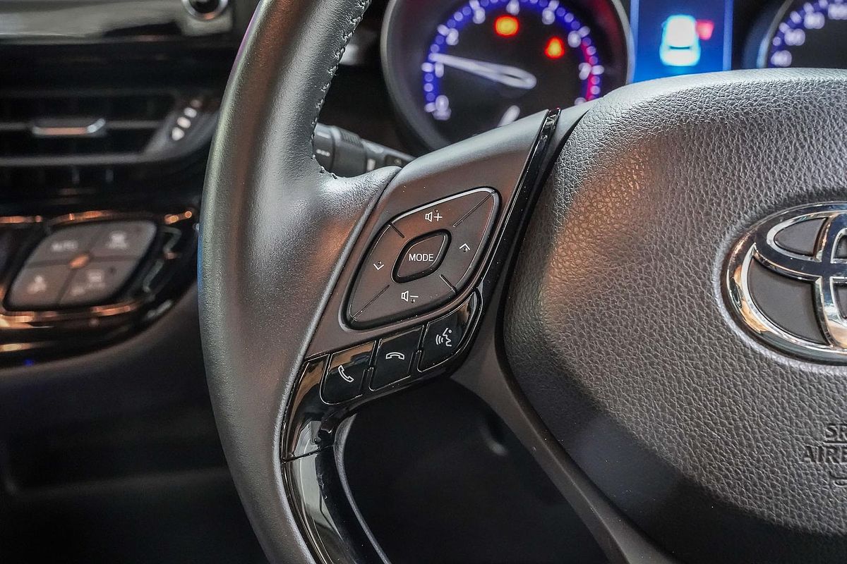 2023 Toyota C-HR GXL NGX10R