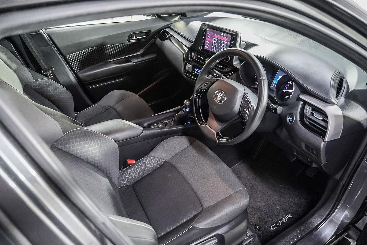 2023 Toyota C-HR GXL NGX10R