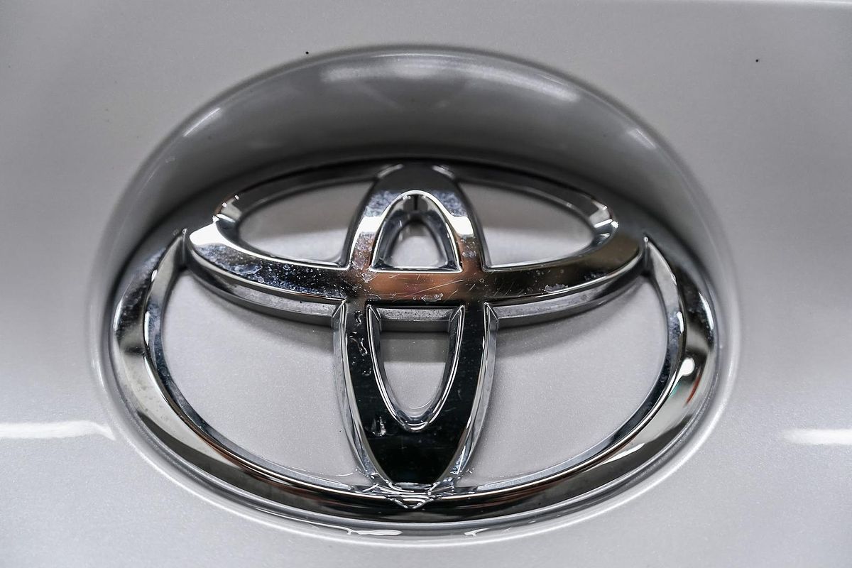 2023 Toyota C-HR GXL NGX10R
