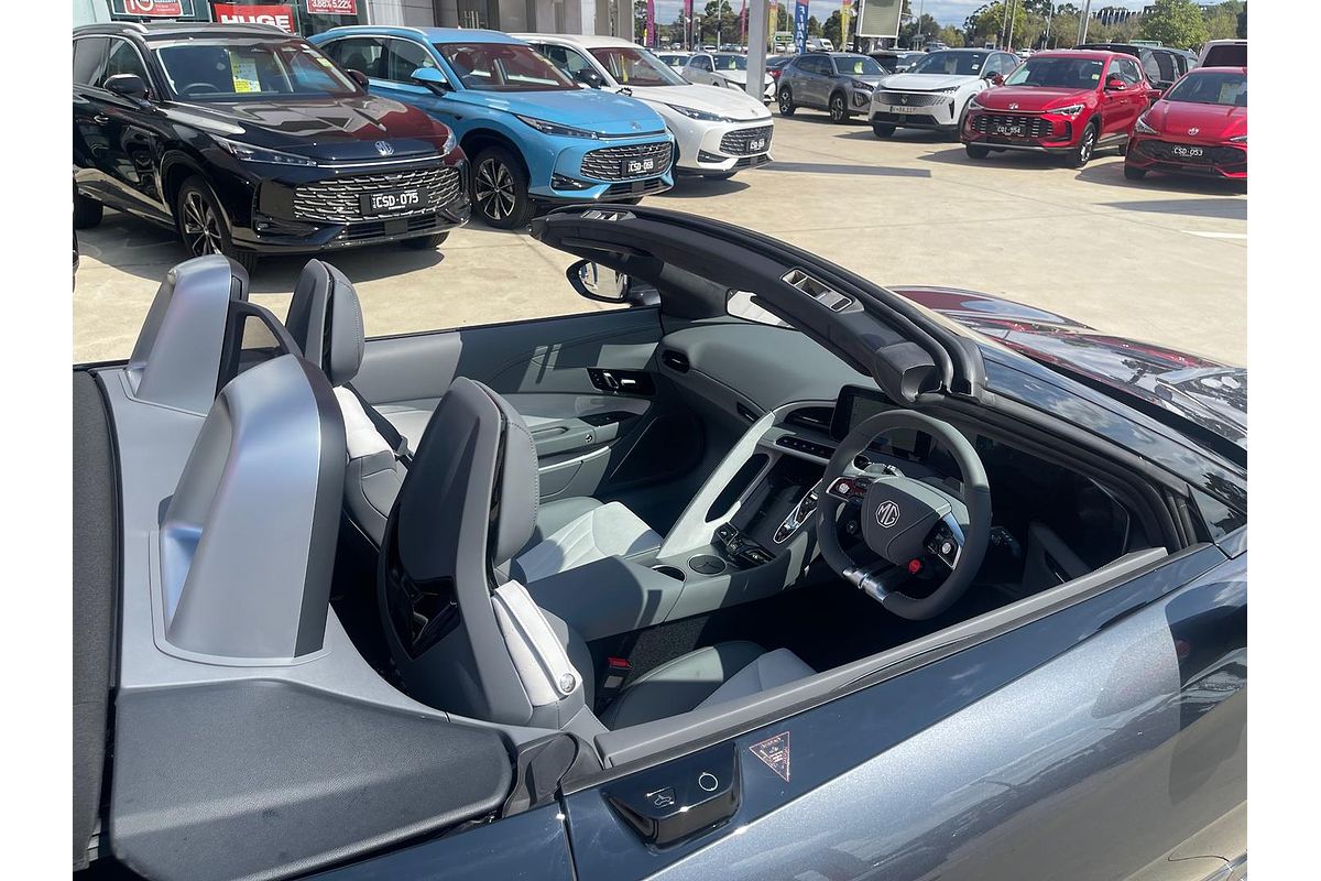 2024 MG Cyberster EC32