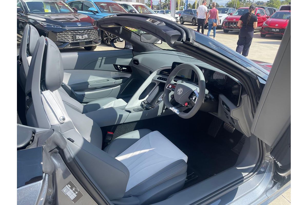 2024 MG Cyberster EC32
