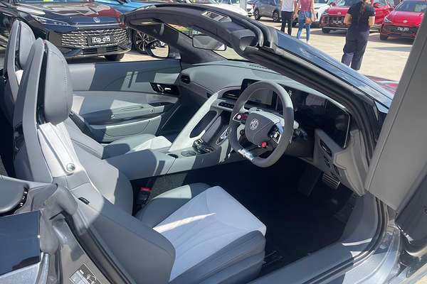 2024 MG Cyberster EC32
