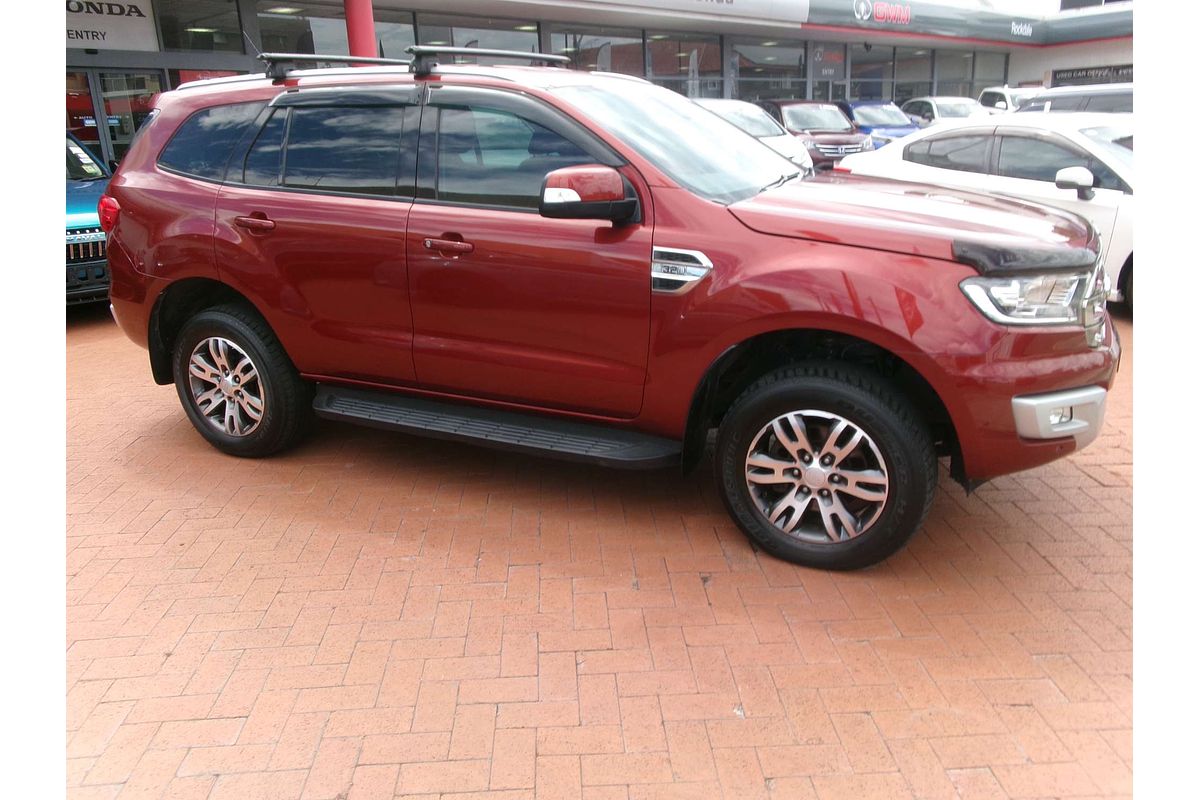 2017 Ford Everest Trend UA