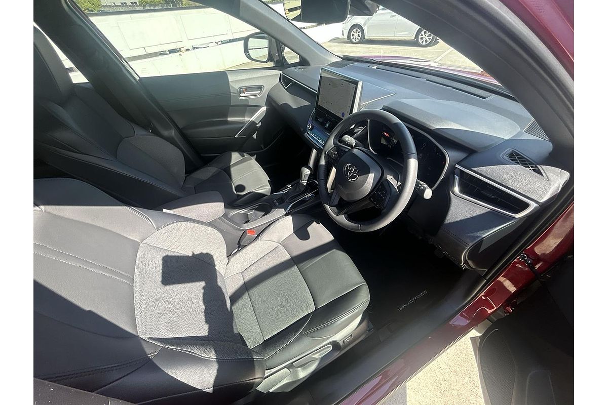 2024 Toyota Corolla Cross GXL MXGA10R