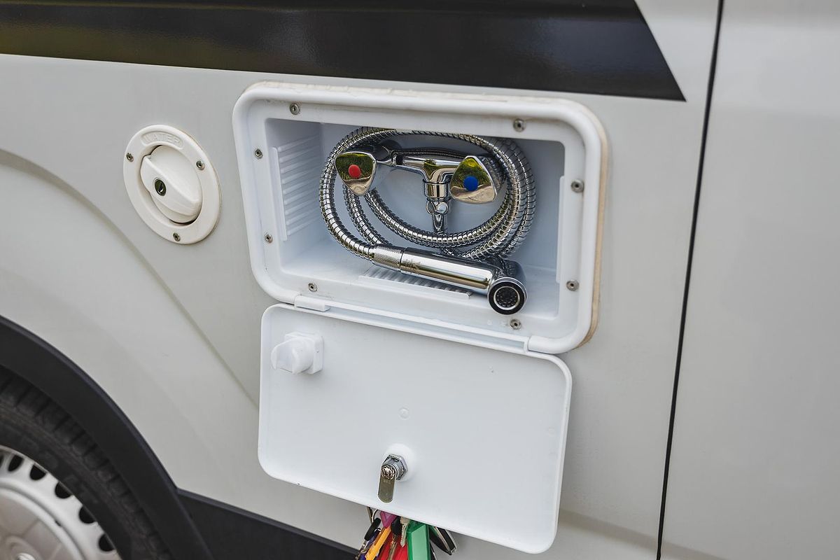 2023 LDV Deliver 9 LWB