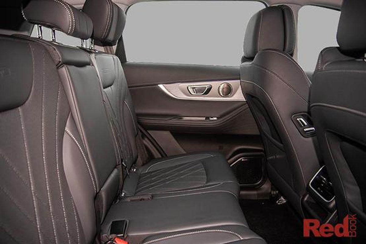 2025 Chery Tiggo 8 Pro Max Urban T31