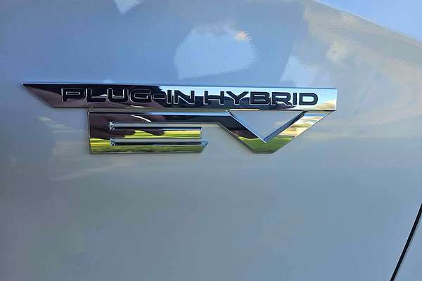 2024 Mitsubishi Outlander PHEV Exceed ZM