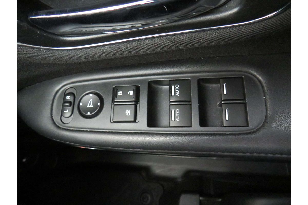 2015 Honda HR-V VTi-S