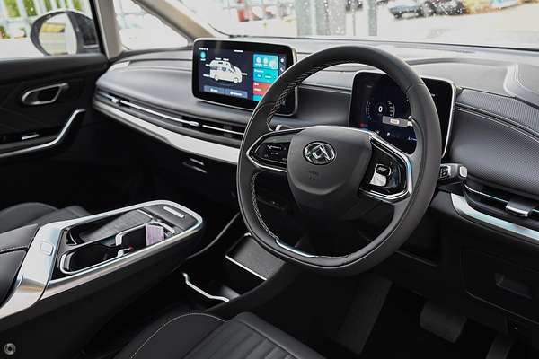 2024 LDV MIFA Executive