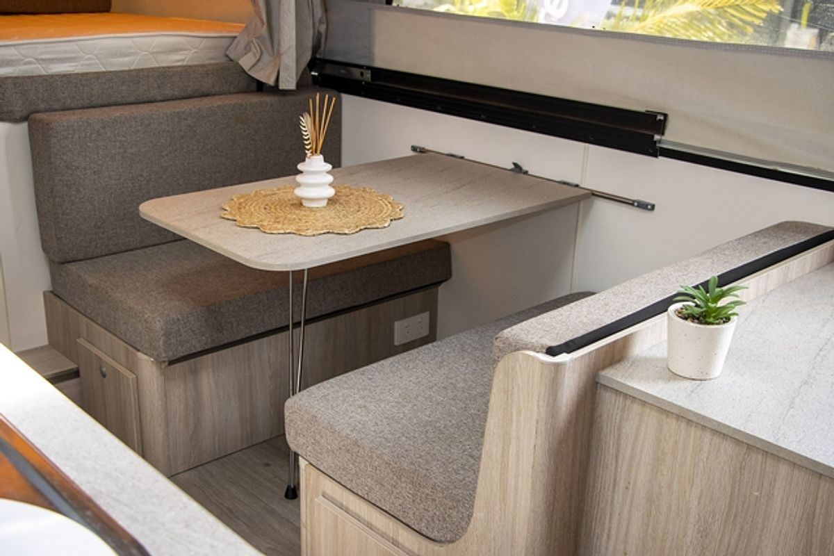 2020 Jayco SWAN CAMPER OB.CP-MY20