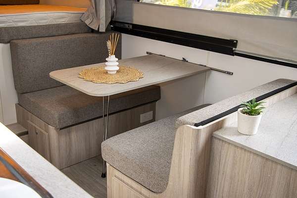2020 Jayco SWAN CAMPER OB.CP-MY20