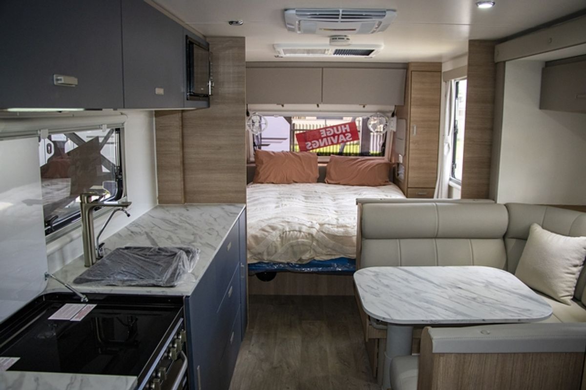 2025 Jayco SILVERLINE CARAVAN 22.68-5.OB.SL-MY25