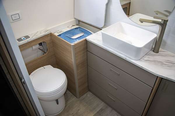 2025 Jayco SILVERLINE CARAVAN 22.68-5.OB.SL-MY25