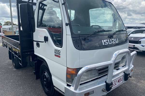 2005 Isuzu N Series NKR 200 4x2 SWB