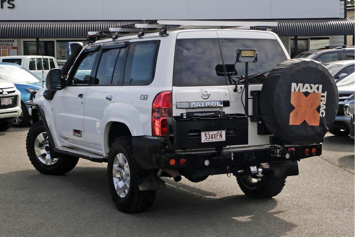 2016 Nissan Patrol Legend Edition Y61