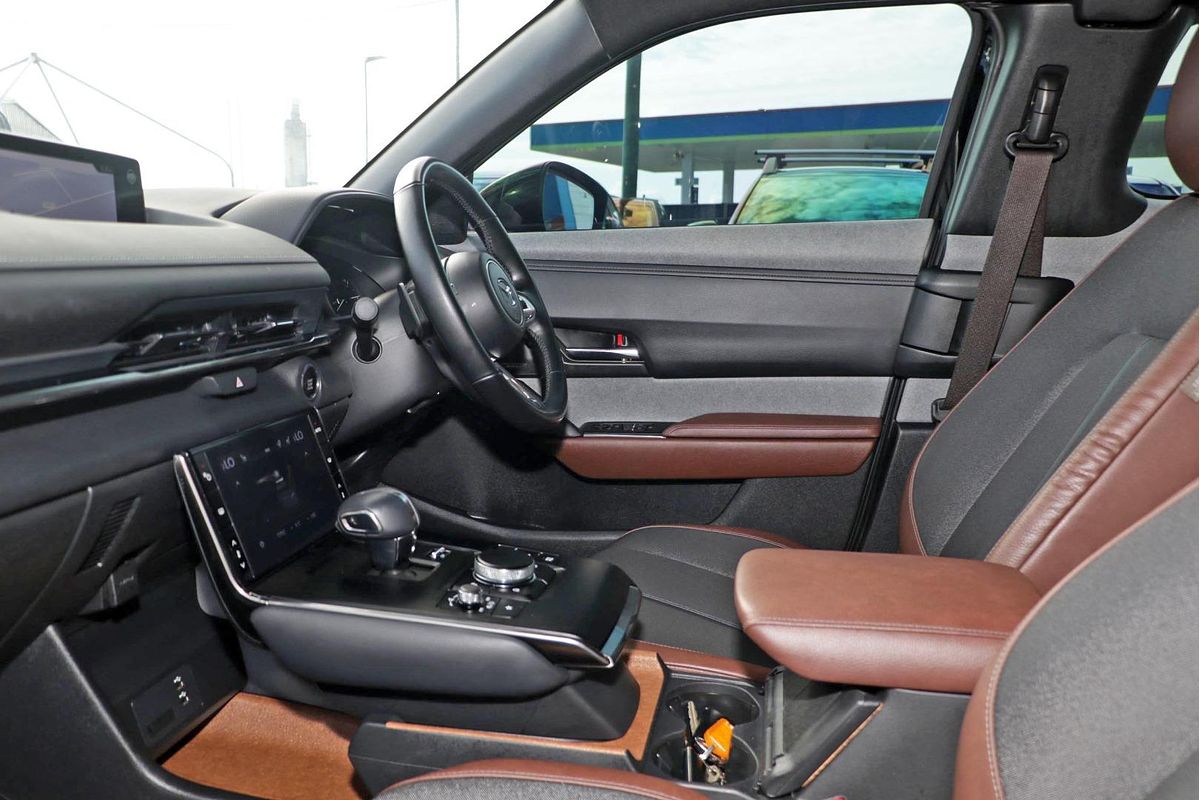 2023 Mazda MX-30 G20e Astina DR Series