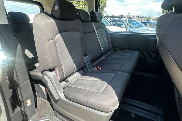 2022 Hyundai STARIA