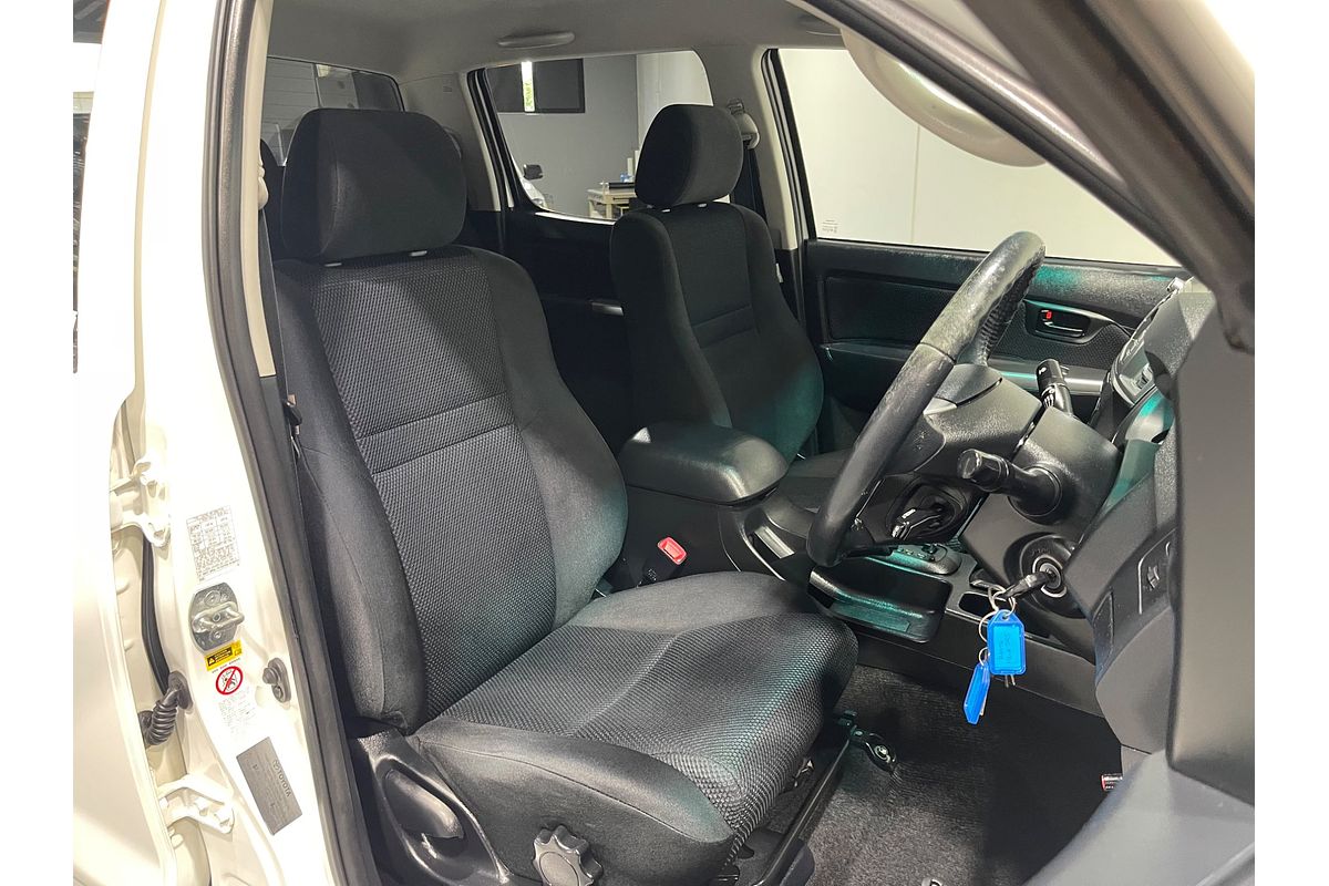 2013 Toyota Hilux SR5 KUN26R 4X4