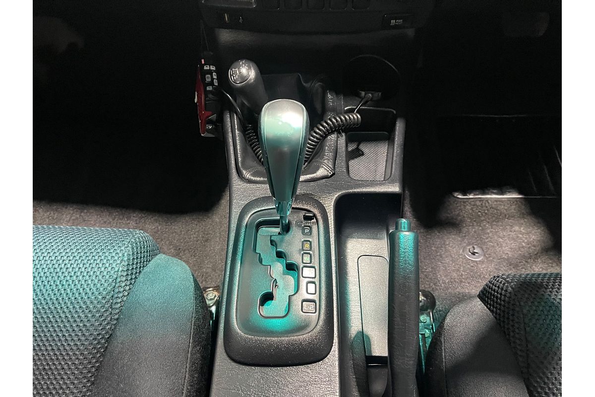 2013 Toyota Hilux SR5 KUN26R 4X4