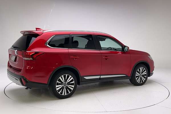 2021 Mitsubishi Outlander LS ZL