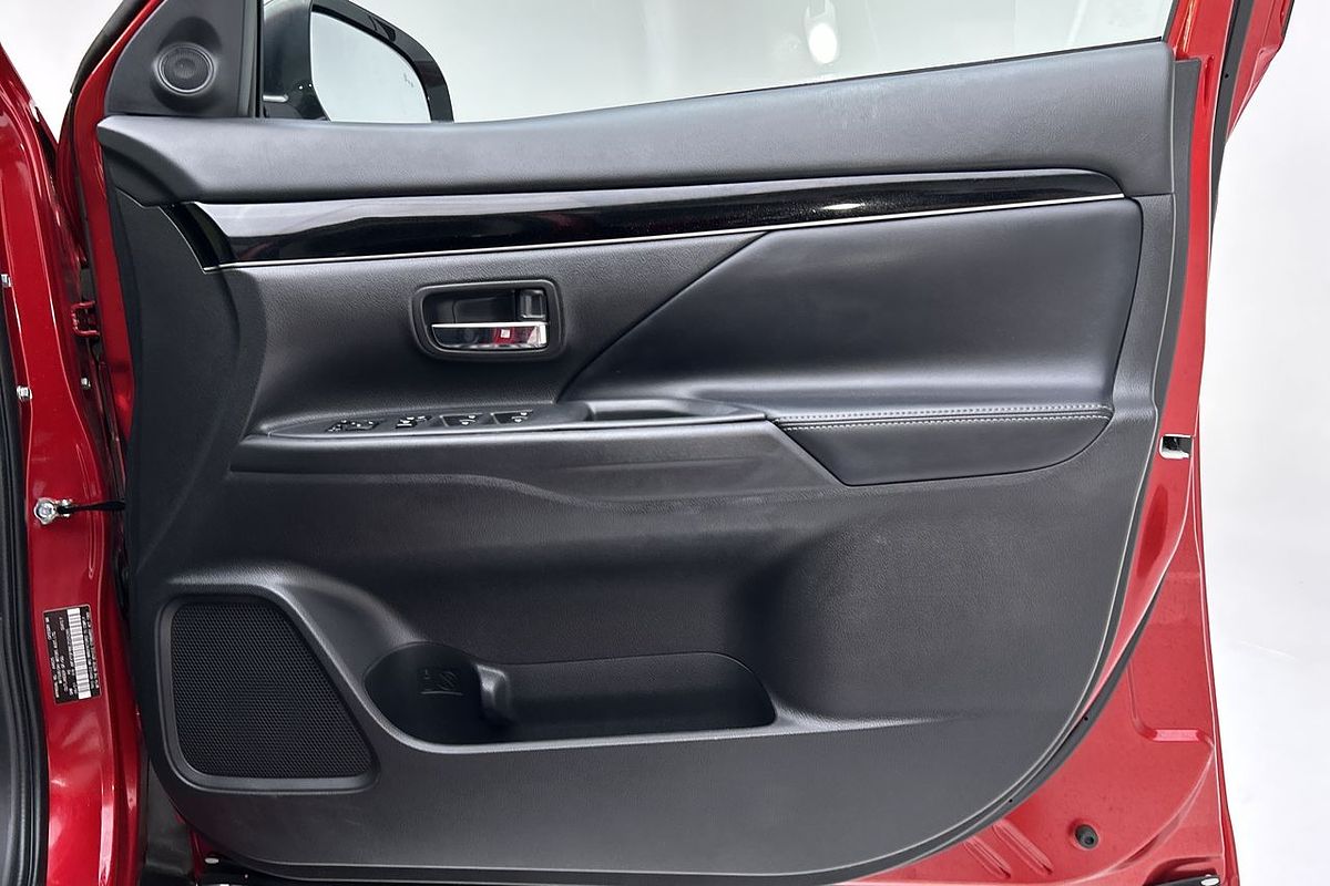 2021 Mitsubishi Outlander LS ZL