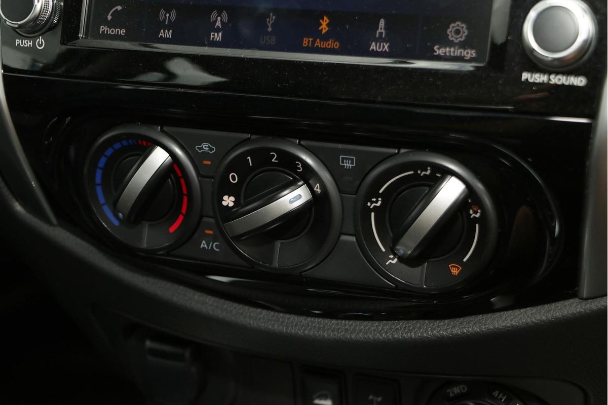 2024 Nissan Navara SL D23 4X4