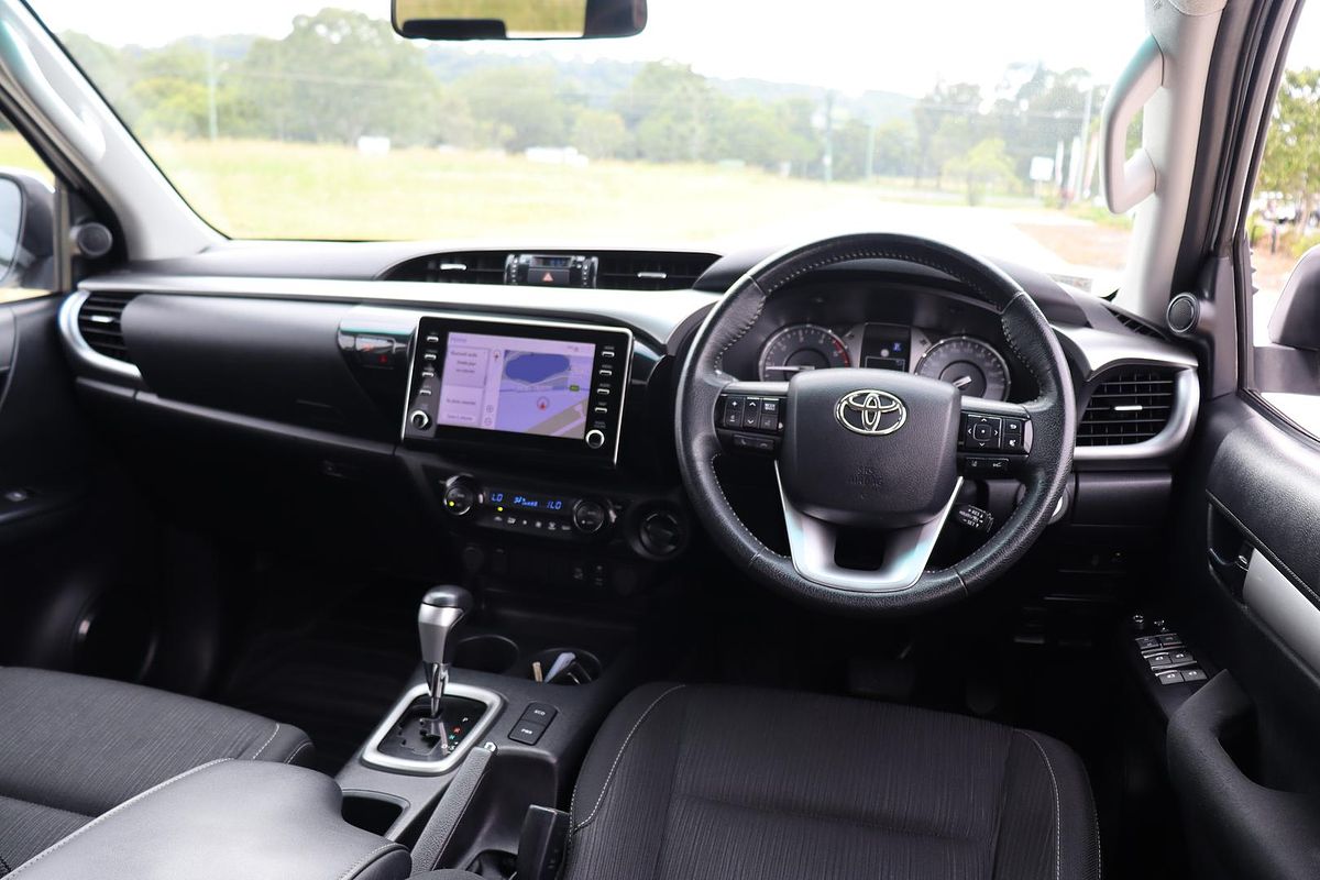 2022 Toyota Hilux SR5 GUN126R 4X4