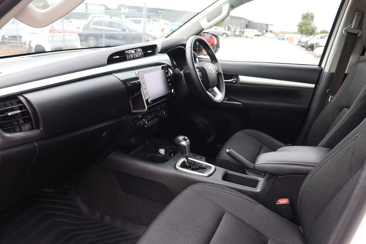 2022 Toyota Hilux SR5 GUN126R 4X4