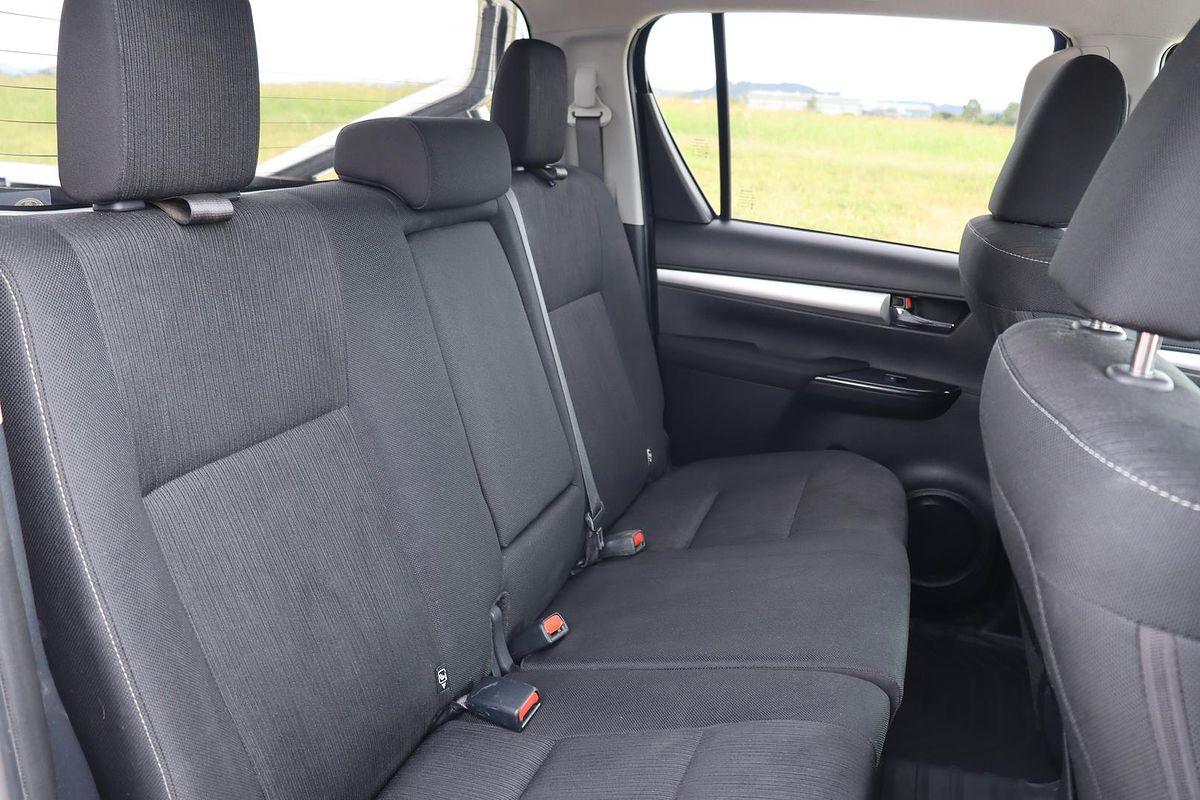 2022 Toyota Hilux SR5 GUN126R 4X4
