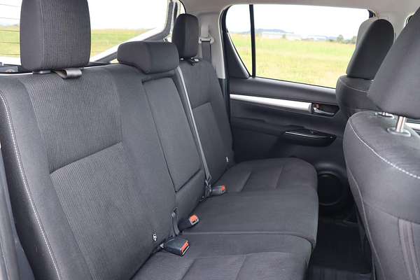 2022 Toyota Hilux SR5 GUN126R 4X4