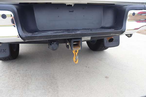 2022 Toyota Hilux SR5 GUN126R 4X4