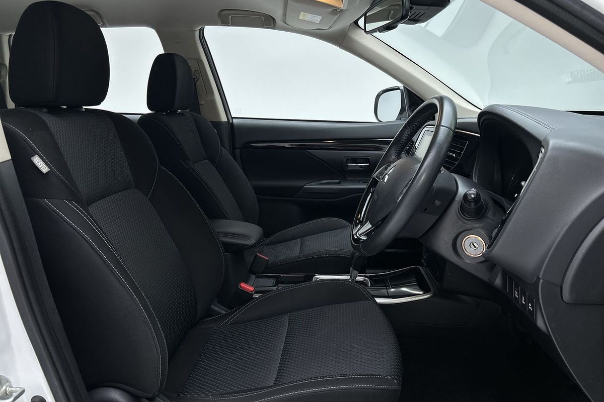 2020 Mitsubishi Outlander ES ADAS ZL