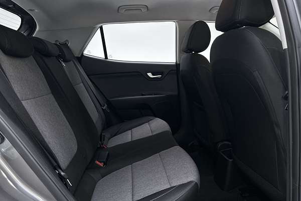 2023 Kia Stonic S YB