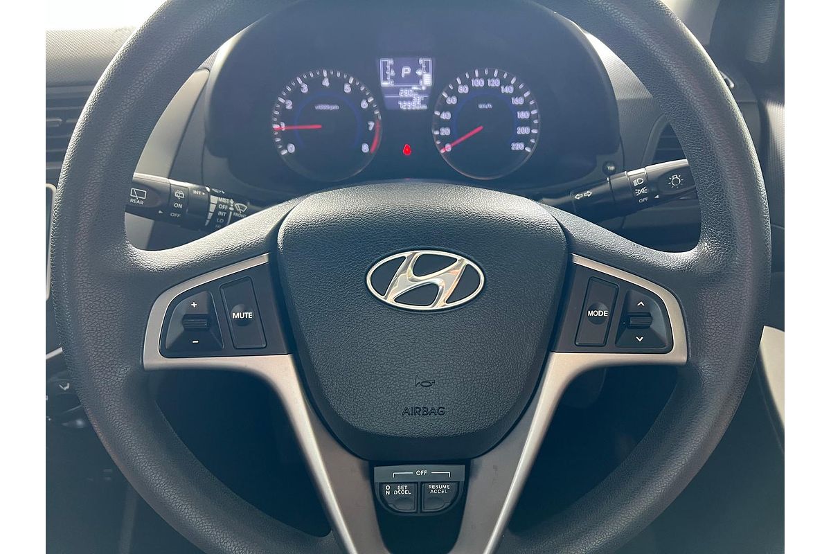 2016 Hyundai Accent Active RB4