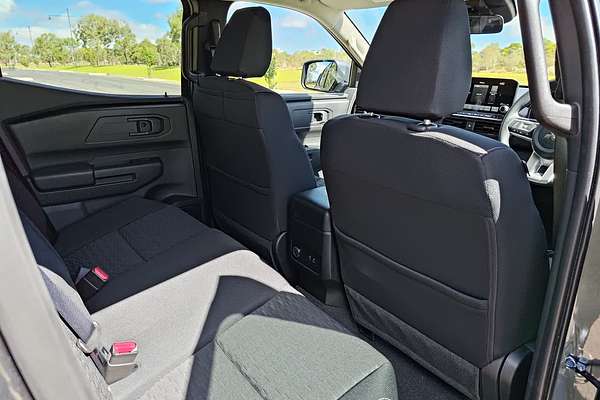 2024 Mitsubishi Triton GLX-R MV 4X4