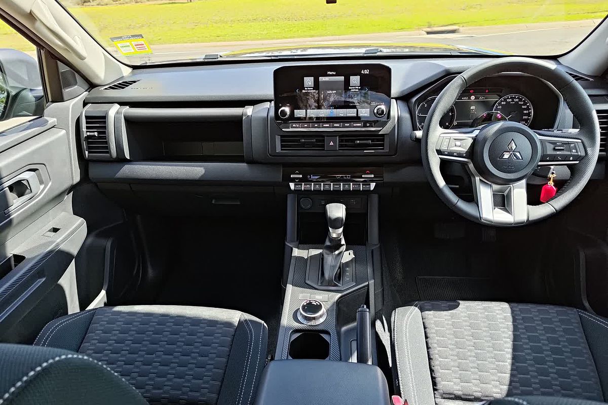 2024 Mitsubishi Triton GLX-R MV 4X4