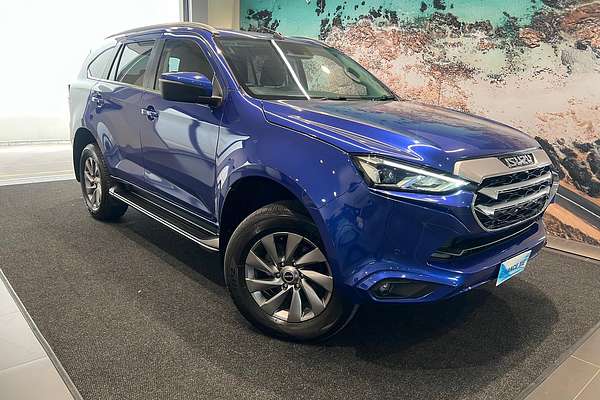 2022 Isuzu MU-X LS-U