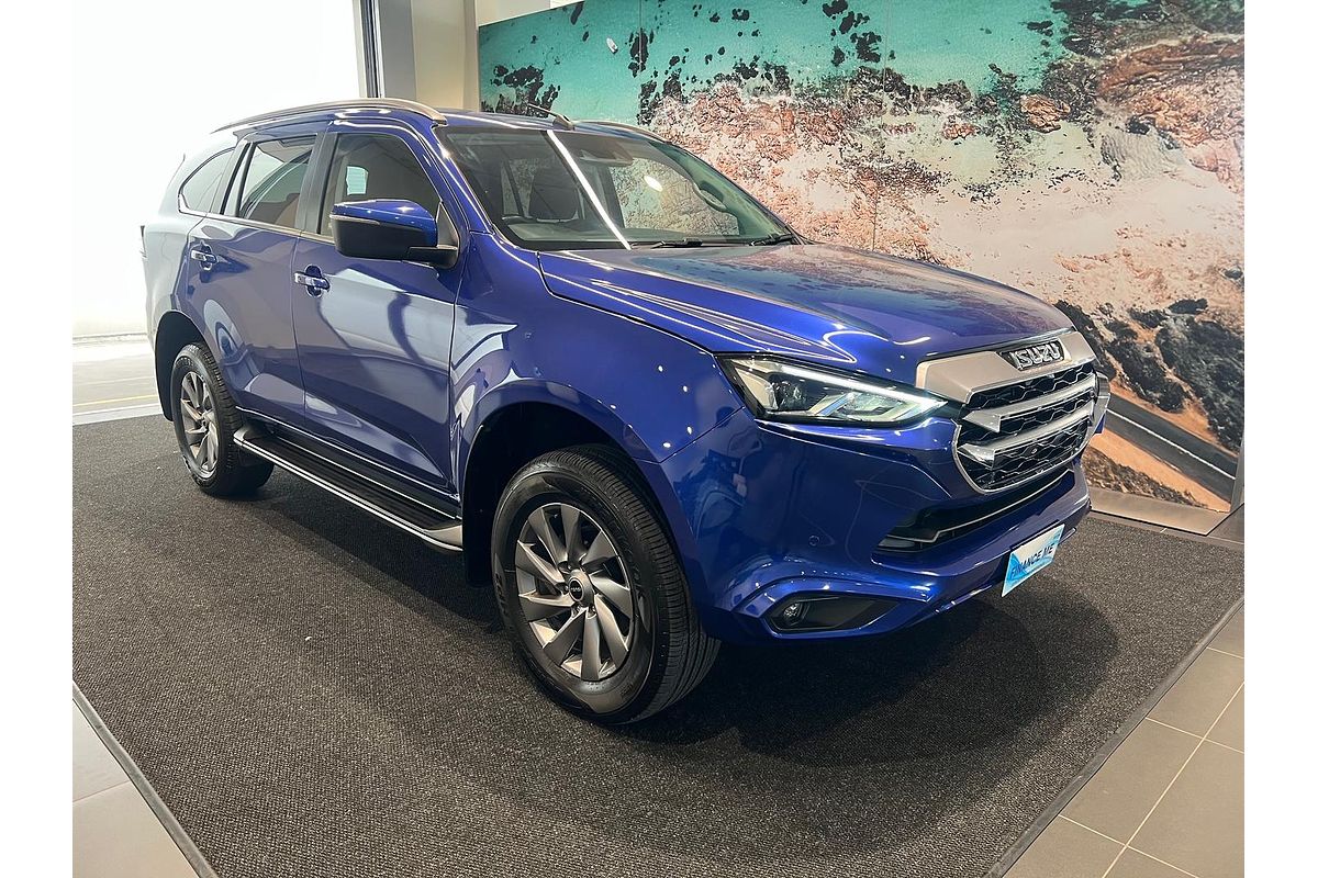 2022 Isuzu MU-X LS-U