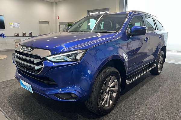 2022 Isuzu MU-X LS-U