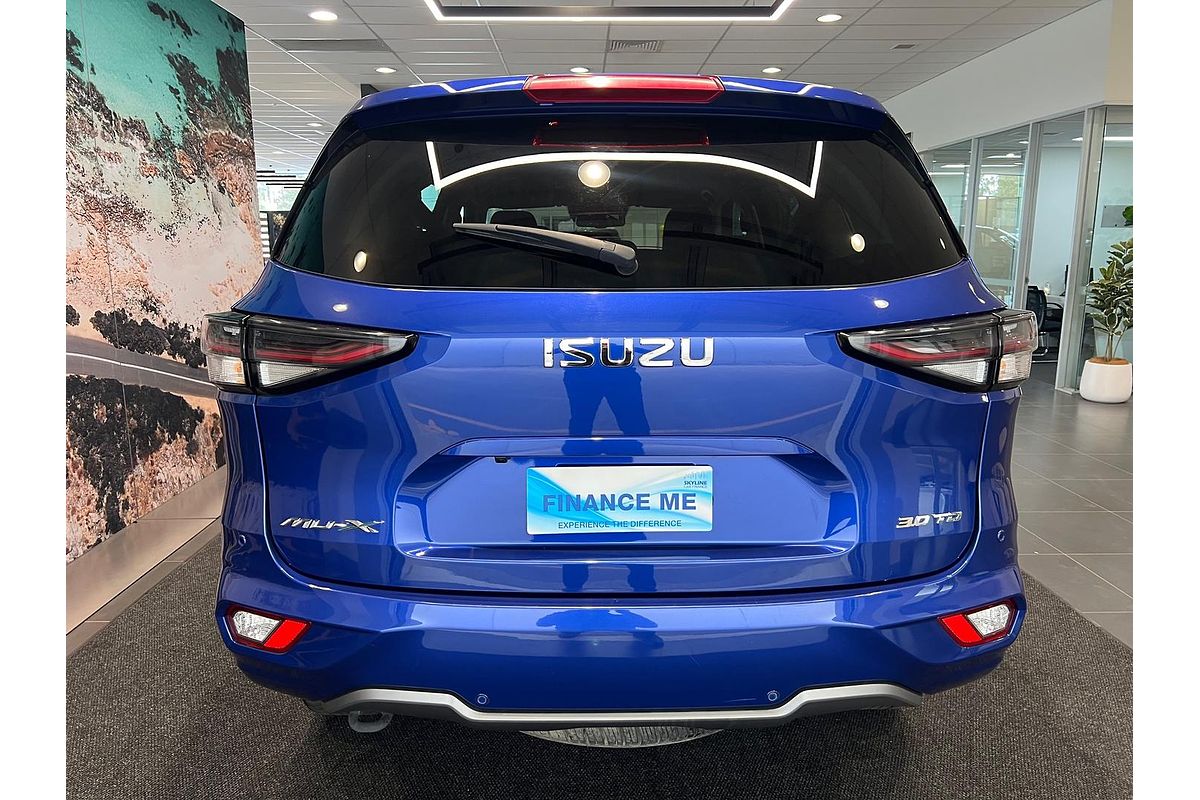 2022 Isuzu MU-X LS-U