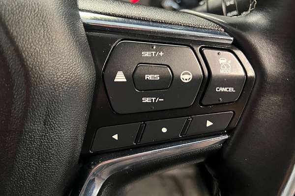 2022 Isuzu MU-X LS-U