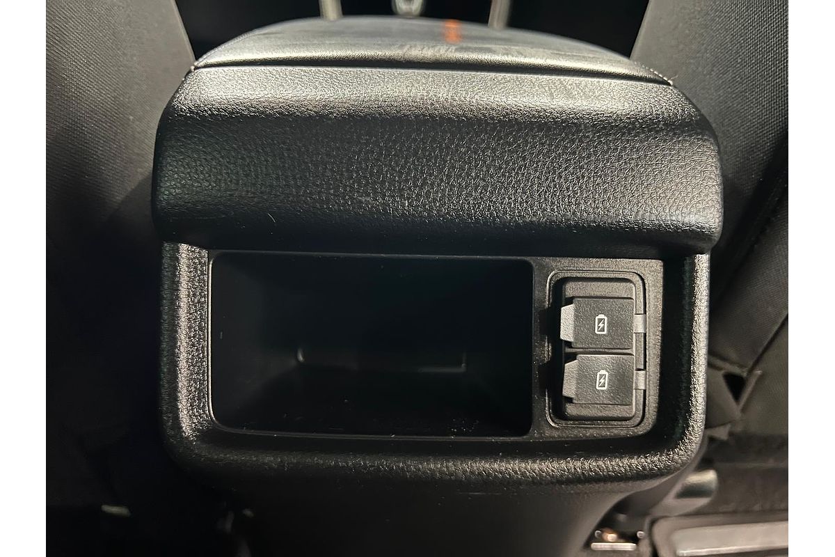 2022 Isuzu MU-X LS-U