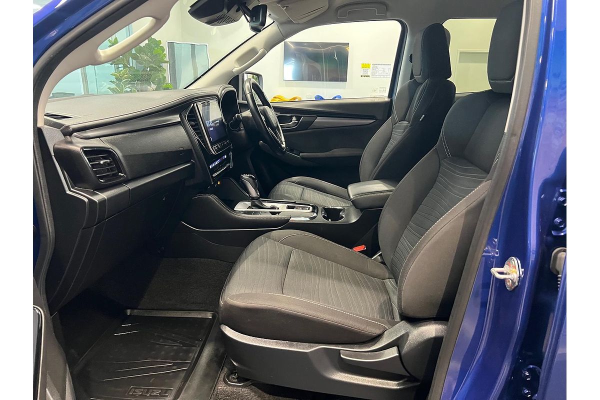 2022 Isuzu MU-X LS-U