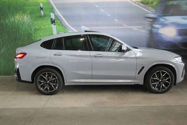 2022 BMW X4 M SPORT