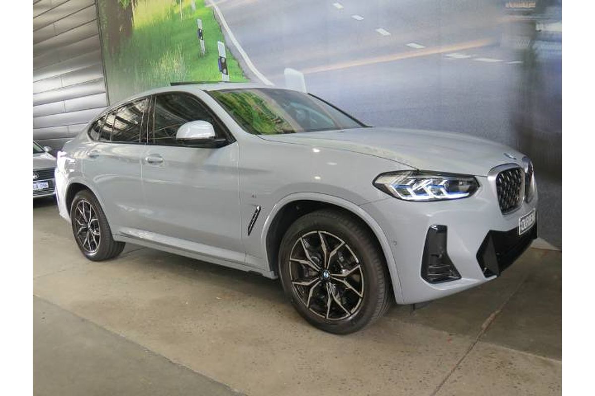 2022 BMW X4 M SPORT