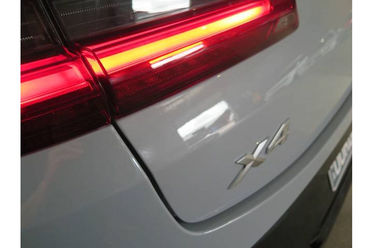 2022 BMW X4 M SPORT
