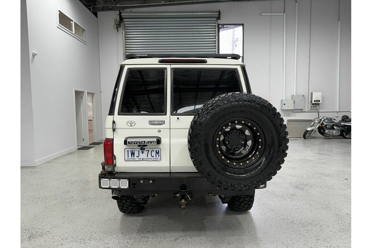 2011 Toyota Landcruiser Workmate VDJ76R