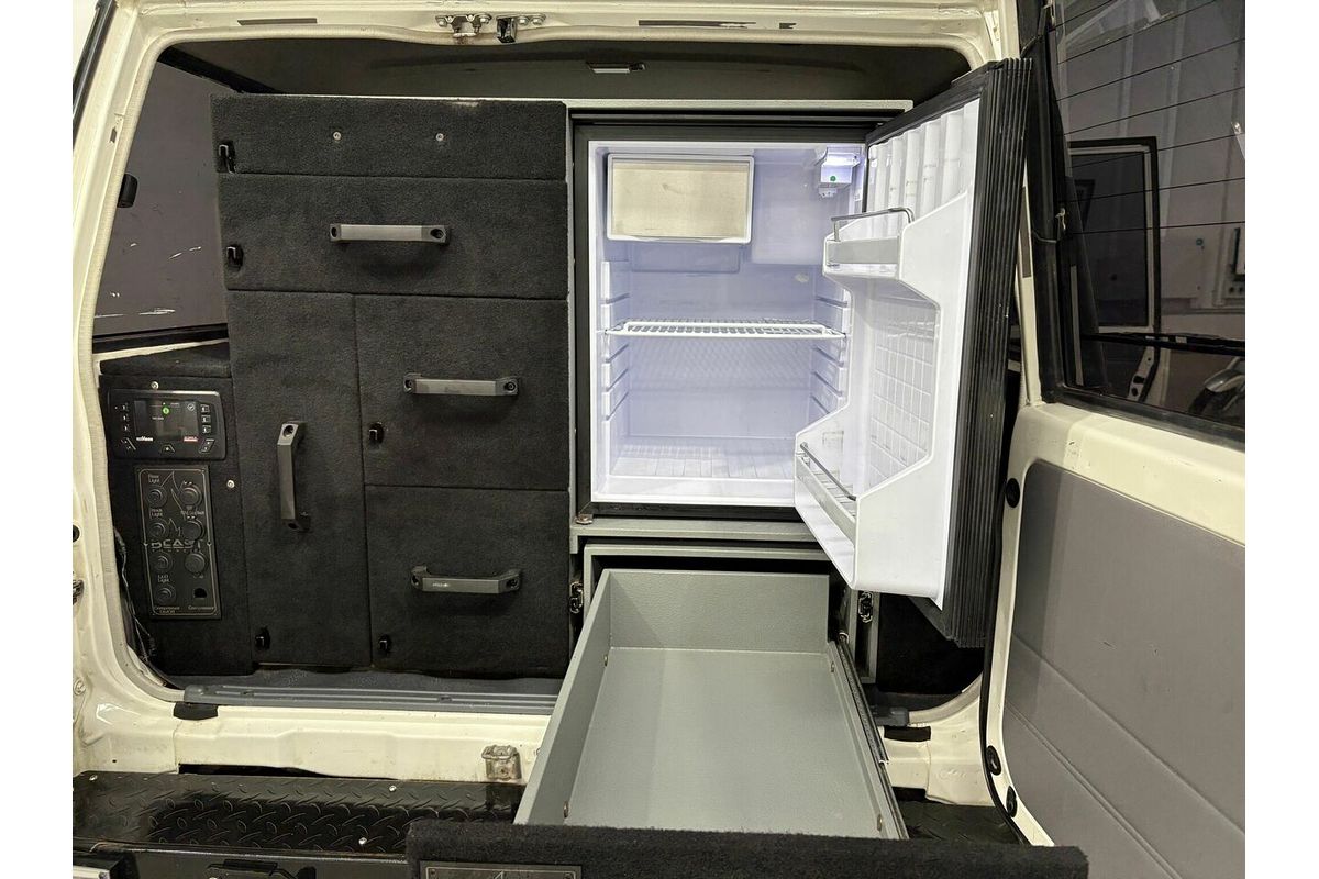 2011 Toyota Landcruiser Workmate VDJ76R